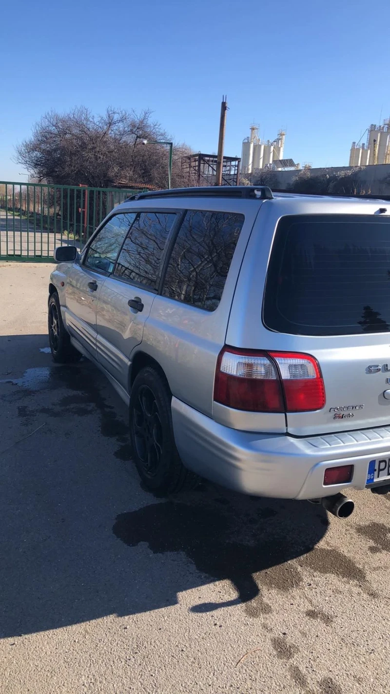 Subaru Forester 2.0 turbo 225hp, снимка 5 - Автомобили и джипове - 52823395