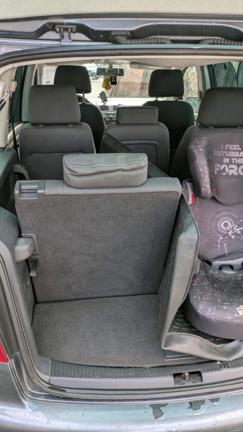 VW Touran, снимка 4 - Автомобили и джипове - 53038821