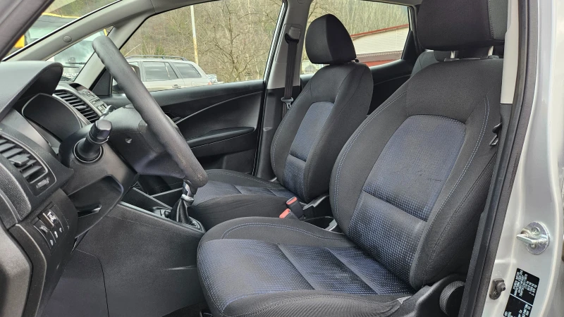 Hyundai Ix20 1.4 GAZ/FACELIFT/KLIMA/115 600км, снимка 12 - Автомобили и джипове - 53329987