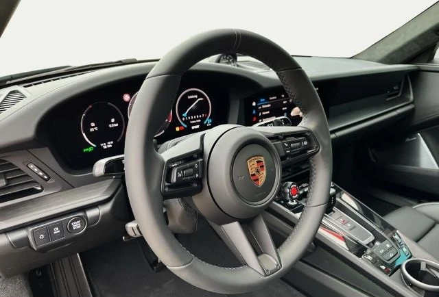 Porsche 911 Carrera 4 GTS Facelift = NEW= Гаранция - изображение 8