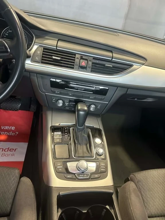 Audi A6 Lim. 2.0 TDI s-line Aut. 190ps DK, снимка 8 - Автомобили и джипове - 54102133