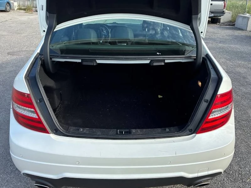 Mercedes-Benz C 350 * 4MATIC * CARFAX * 2 КЛЮЧА * PANO, снимка 17 - Автомобили и джипове - 55816610