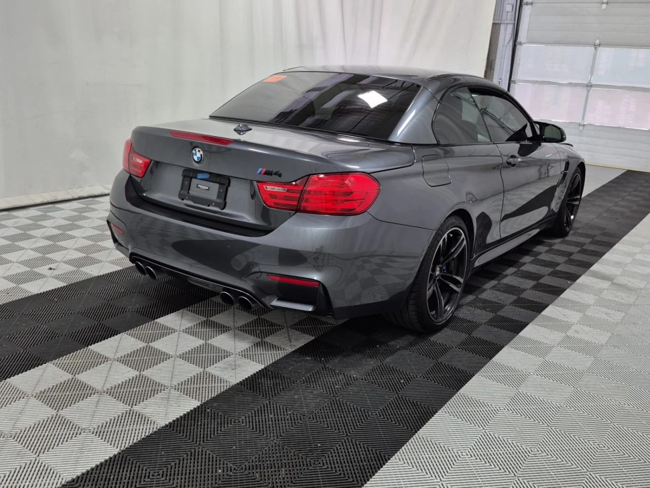 BMW M4 * АВТО КРЕДИТ* ЦЕНА ДО БГ * CARFAX *  - изображение 6