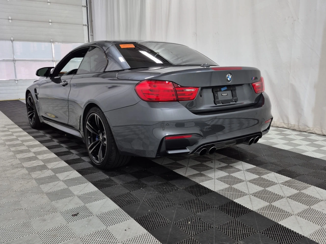 BMW M4 * АВТО КРЕДИТ* ЦЕНА ДО БГ * CARFAX *  - изображение 4