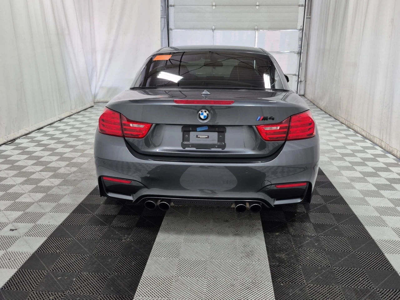 BMW M4 * АВТО КРЕДИТ* ЦЕНА ДО БГ * CARFAX *  - изображение 5