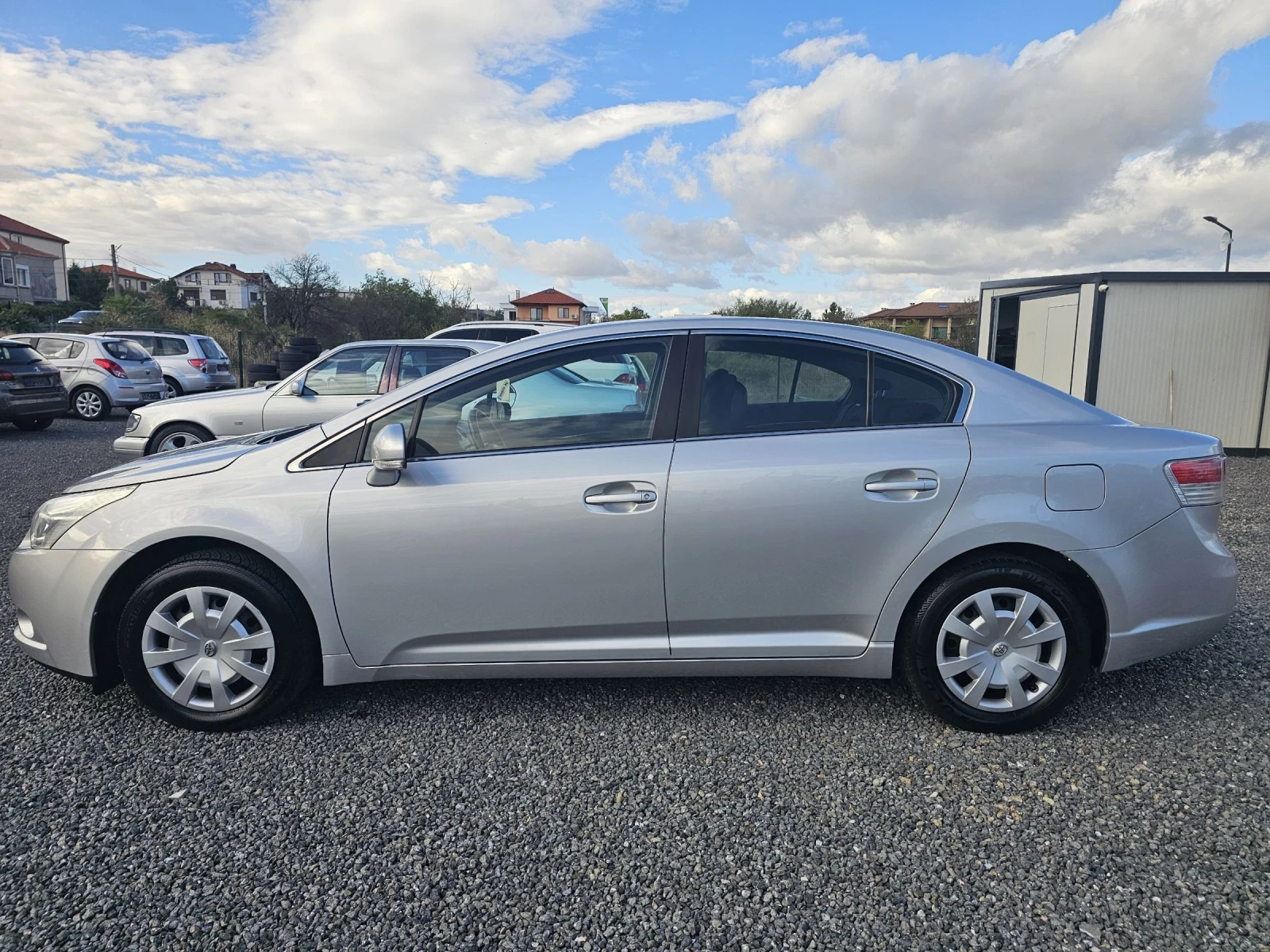 Toyota Avensis 1.8VVT-I SOLL 6-СК - изображение 7