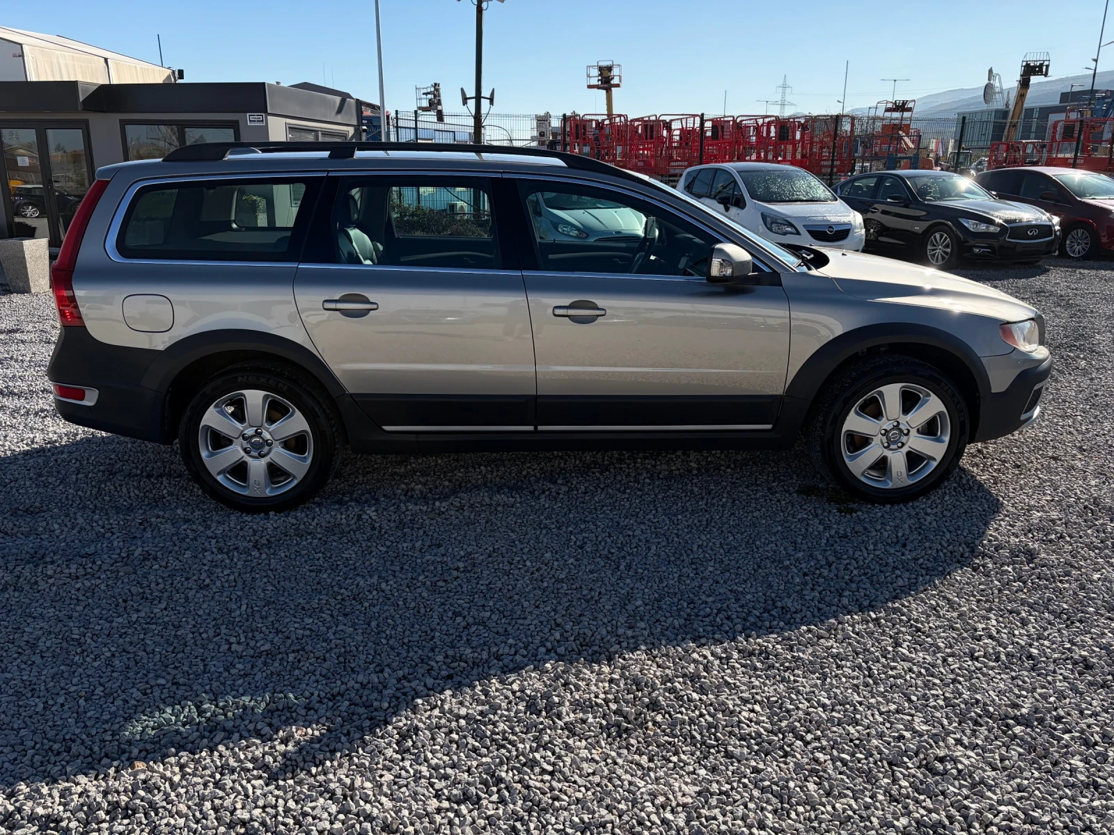 Volvo Xc70 2.4D-163k.c. AWD - изображение 7