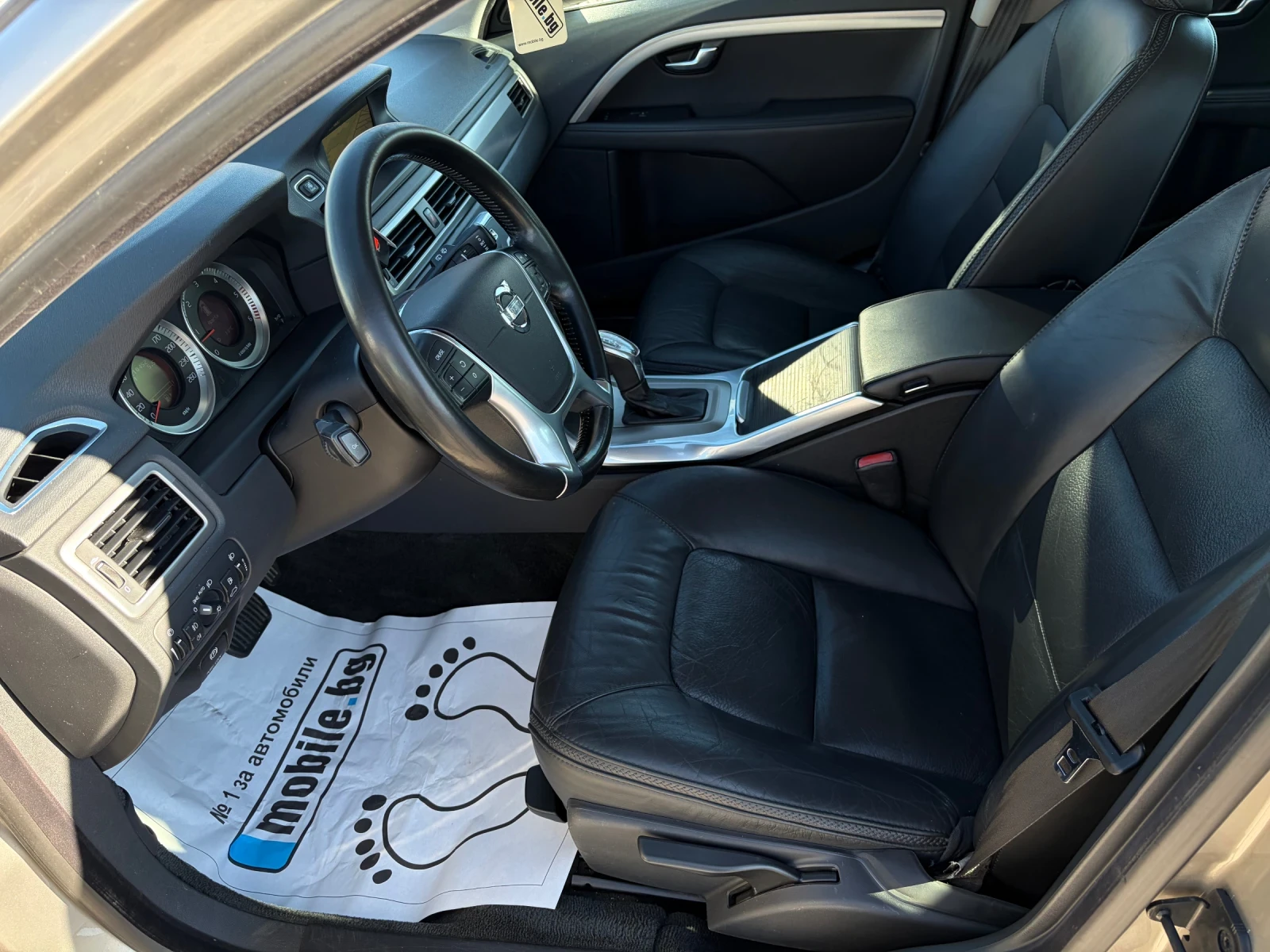Volvo Xc70 2.4D-163k.c. AWD - изображение 9