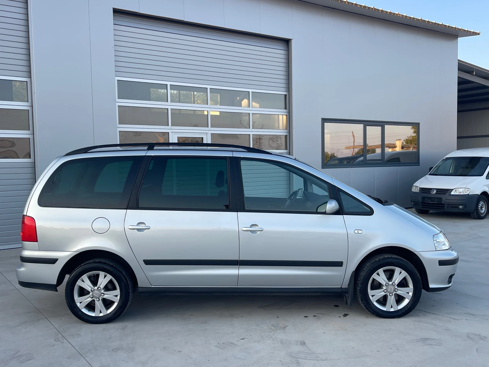 Seat Alhambra Лизинг | Mobile.bg — изображение 4