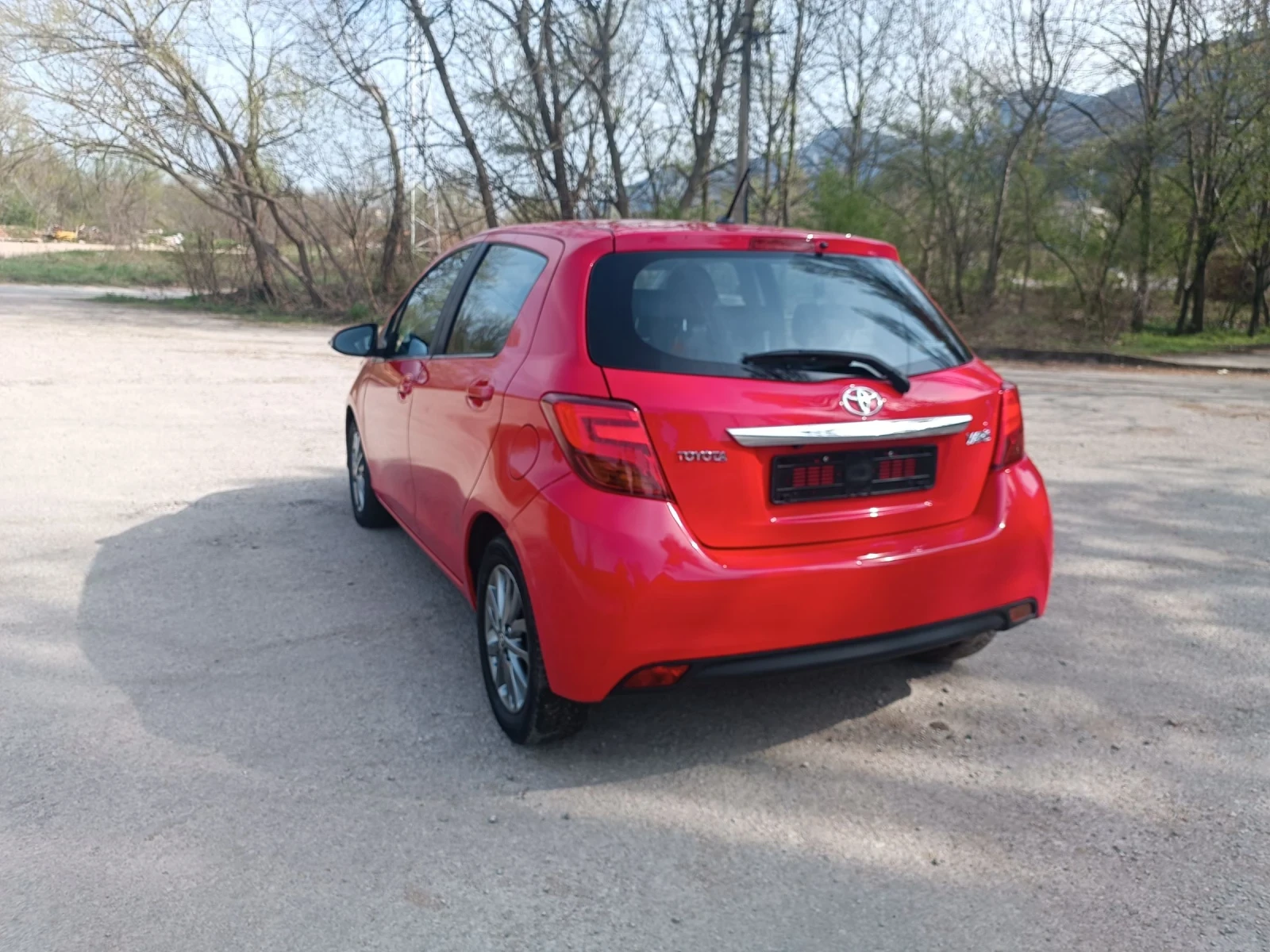 Toyota Yaris 1, 4 D4D EVRO 6 B , снимка 5 - Автомобили и джипове - 54290059