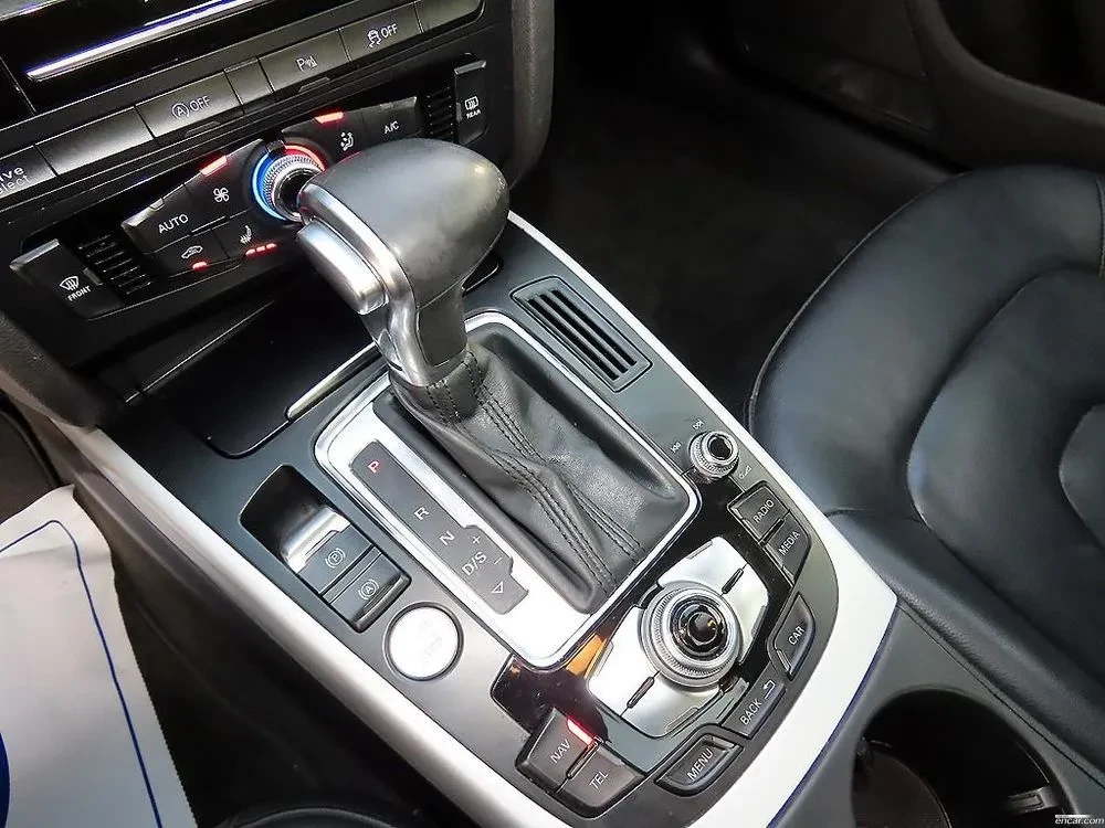 Audi A5 2.0 35 TDI Quattro Sports, снимка 10 - Автомобили и джипове - 54620656