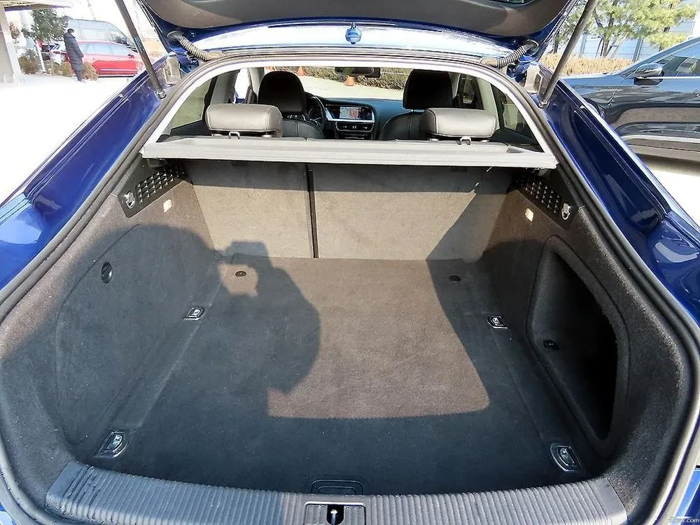 Audi A5 2.0 35 TDI Quattro Sports, снимка 16 - Автомобили и джипове - 54620656