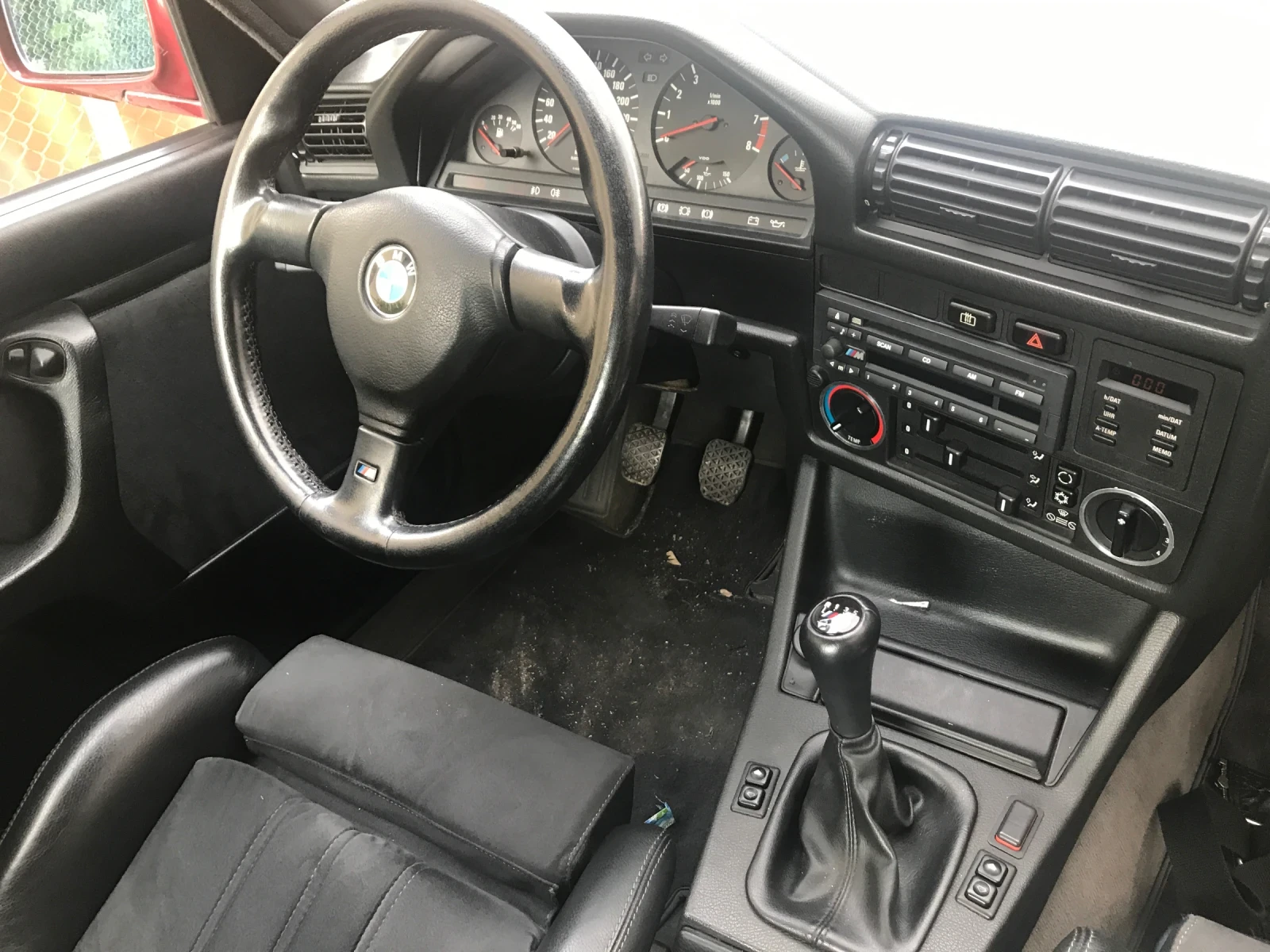BMW 320, снимка 2 - Автомобили и джипове - 55074890