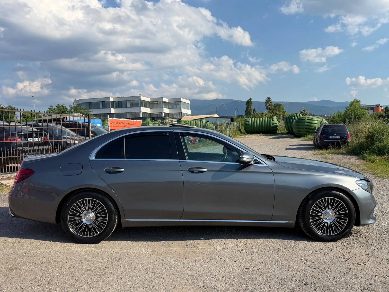 Mercedes-Benz E 220 ТОП* СОБСТВЕН ЛИЗИНГ, снимка 8 - Автомобили и джипове - 55089860