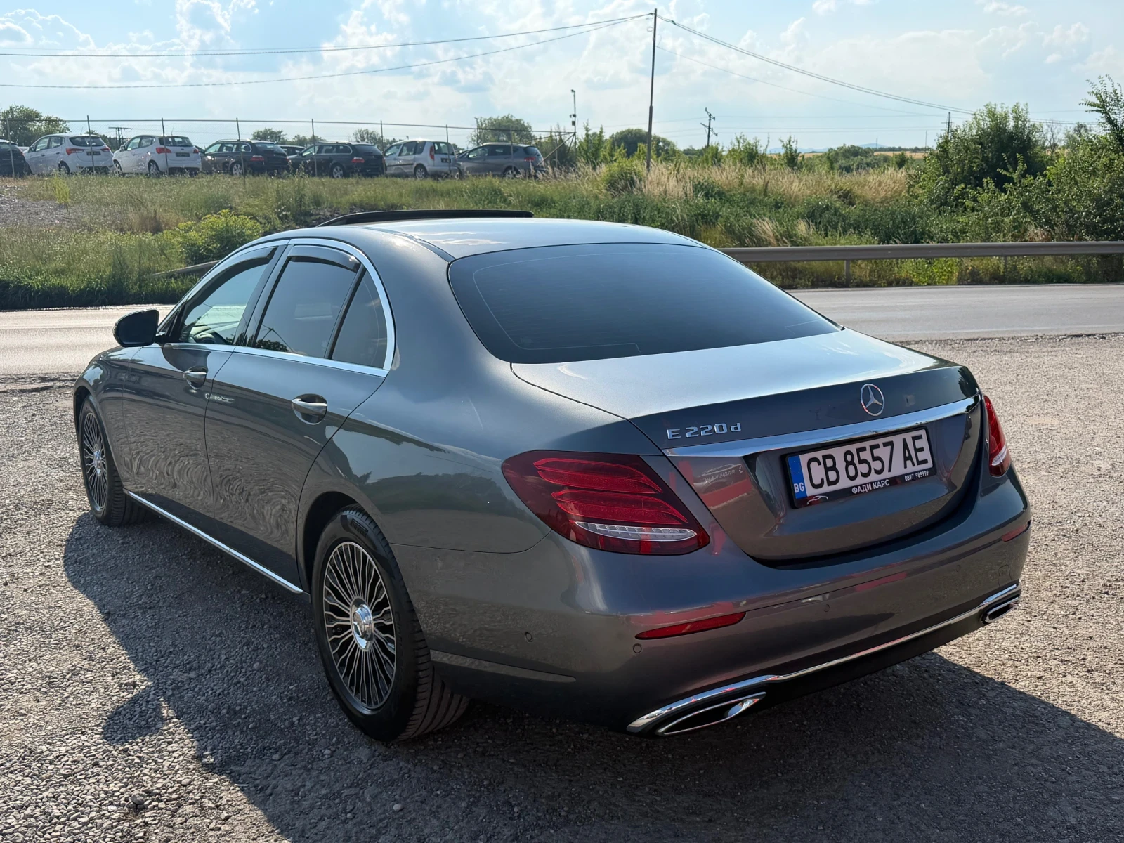 Mercedes-Benz E 220 ТОП* СОБСТВЕН ЛИЗИНГ, снимка 5 - Автомобили и джипове - 55089860