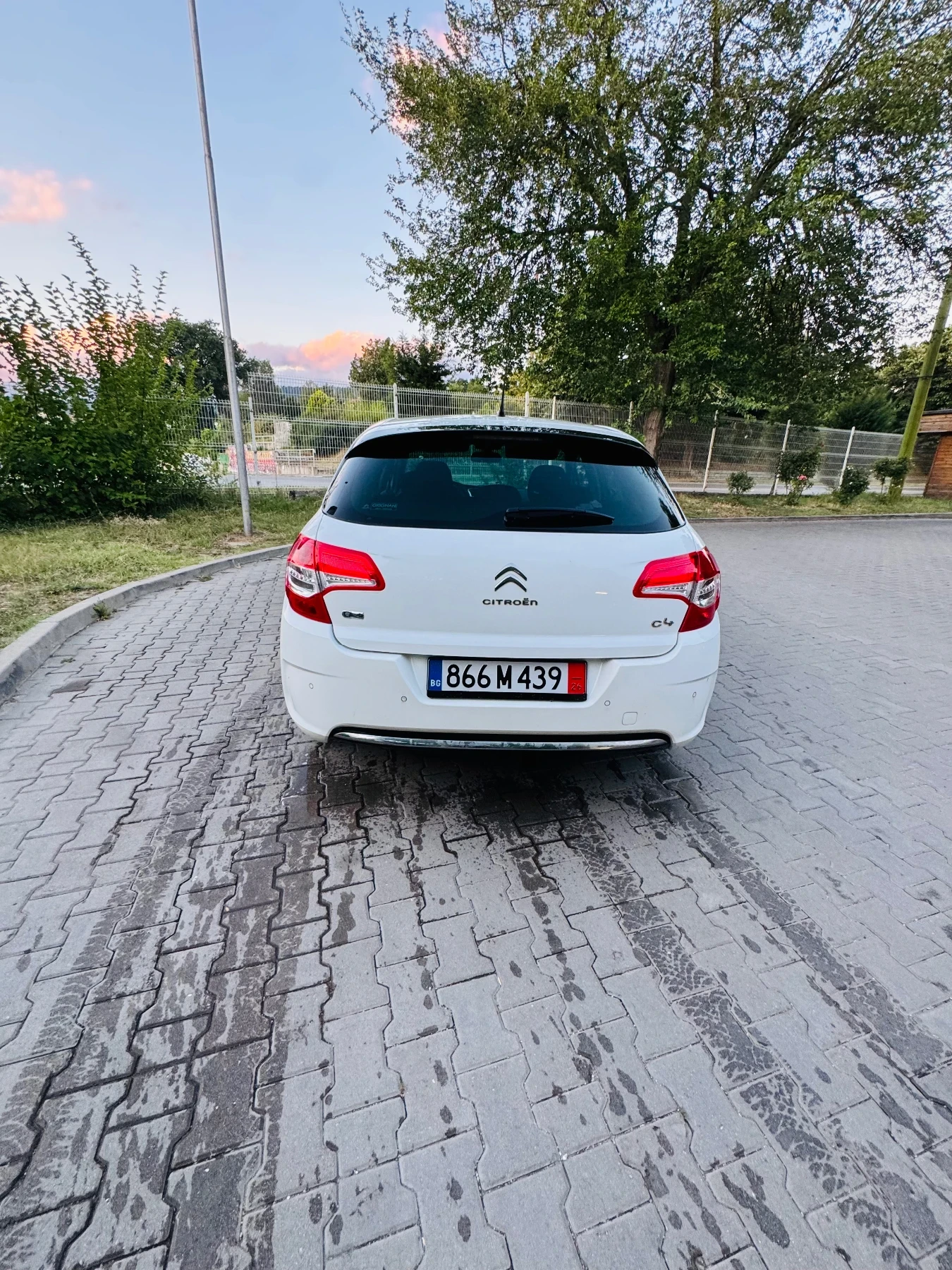 Citroen C4 EHDI, снимка 2 - Автомобили и джипове - 55282636
