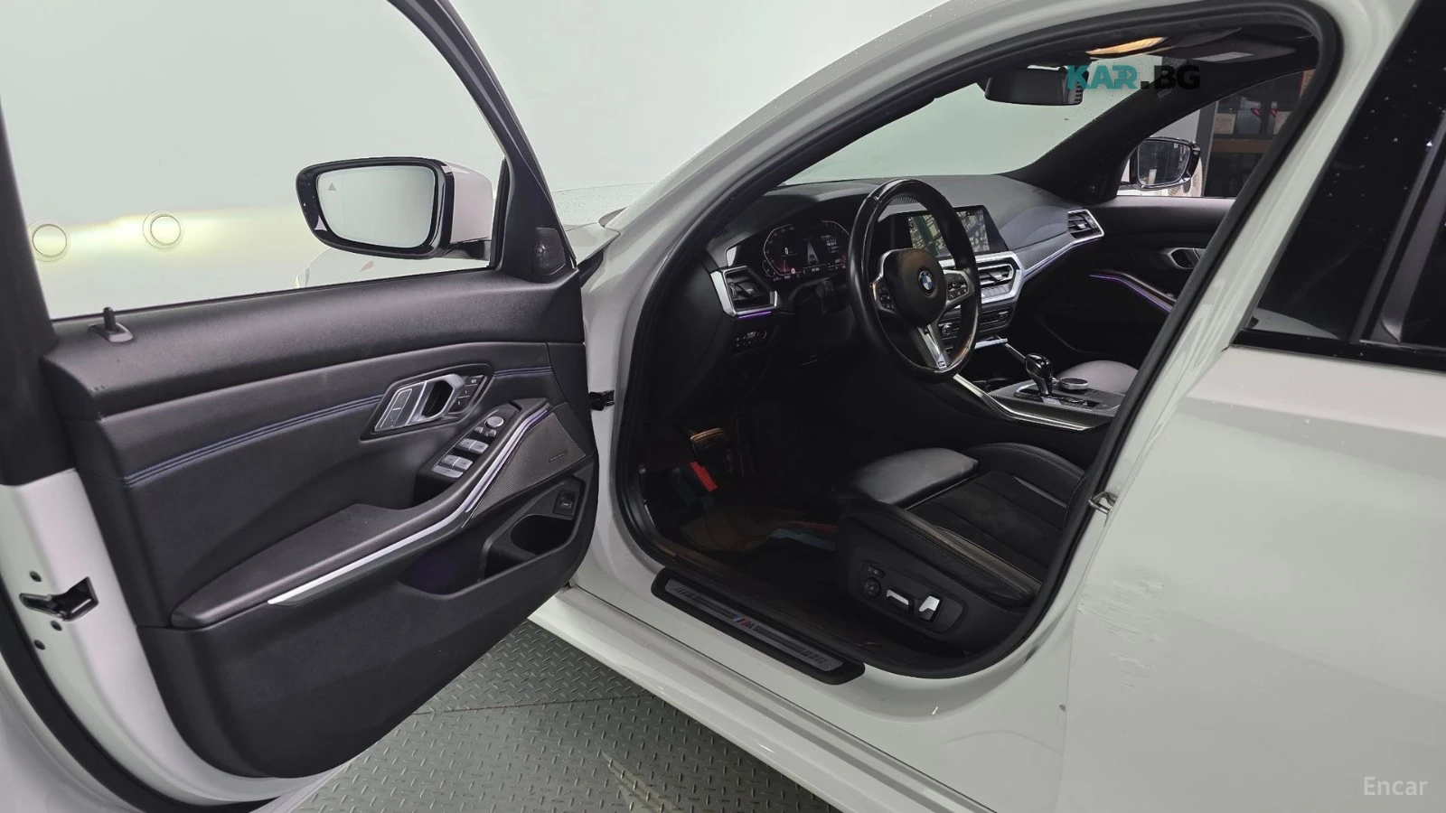 BMW 320 M-SPORT* HARMAN KARDON* КОЖА* ПОДГРЕВ* ПАНО* 360* , снимка 9 - Автомобили и джипове - 55887033