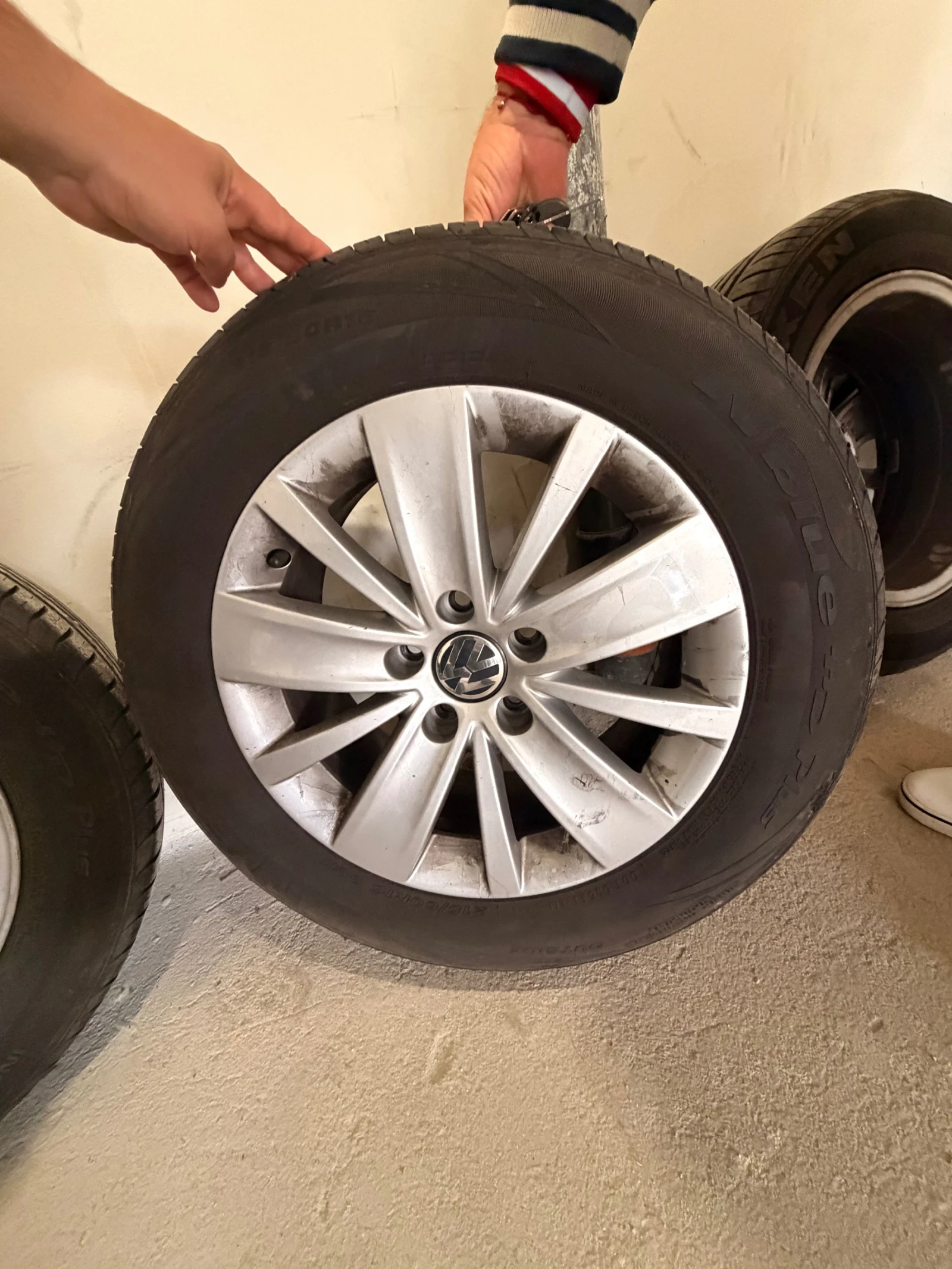 VW Passat, снимка 13 - Автомобили и джипове - 56745710