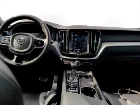 Volvo XC60 T6 R-Design AWD, снимка 10