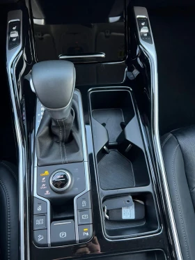 Kia Sorento 2.2 DIZEL 202PS.4x4 62 800km. - 53800 лв. / 27507.50 € - 65167585 14