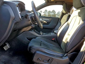 Volvo XC40 T5 R-DESIGN/AWD/ЗАКУПИ ОТ 500 ЛВ НА МЕСЕЦ - 14000 € / 27381.62 лв. - 47591813 7