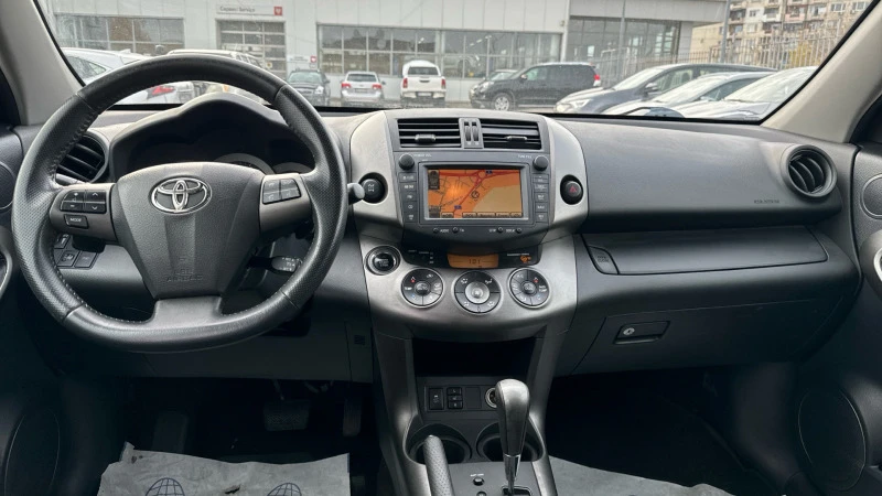 Toyota Rav4, снимка 15 - Автомобили и джипове - 43323074