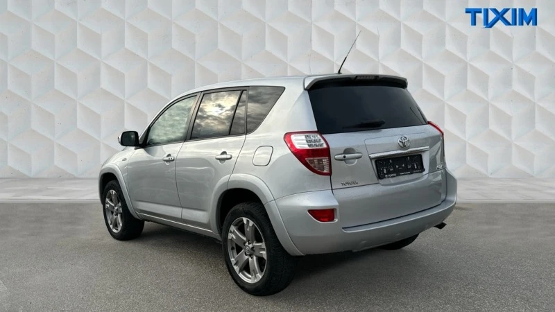 Toyota Rav4, снимка 2 - Автомобили и джипове - 43323074