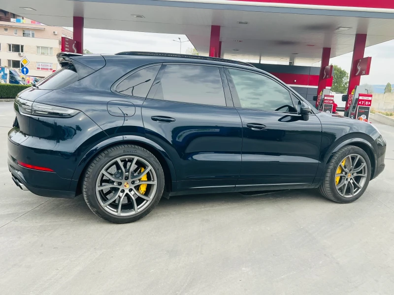 Porsche Cayenne Turbo/Ceramic/Pano, снимка 4 - Автомобили и джипове - 47389615