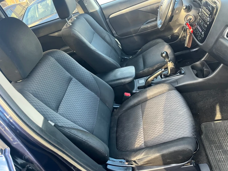 Mitsubishi Outlander 2.2* 4x4, снимка 15 - Автомобили и джипове - 48380215