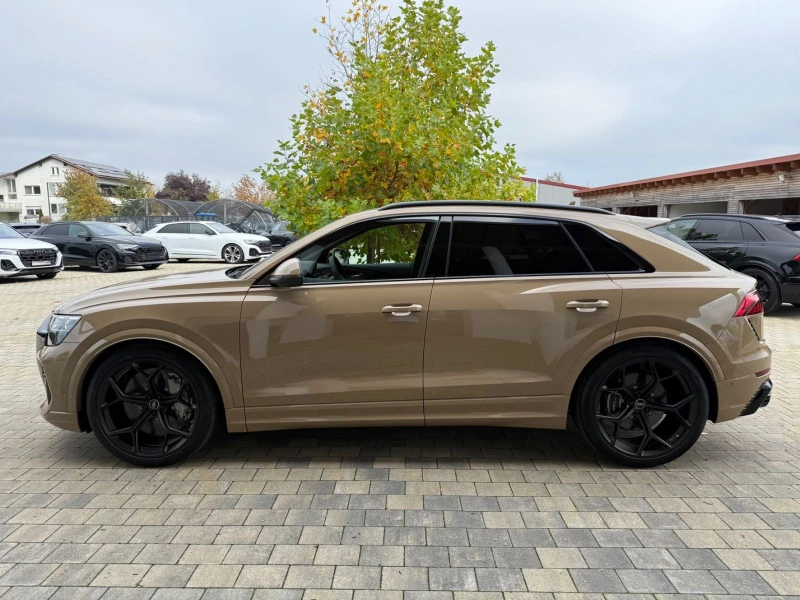 Audi RSQ8 FACELIFT/CERAMIC/CARBON/B&O/HEAD UP/PANO/MATRIX/23, снимка 5 - Автомобили и джипове - 49561252