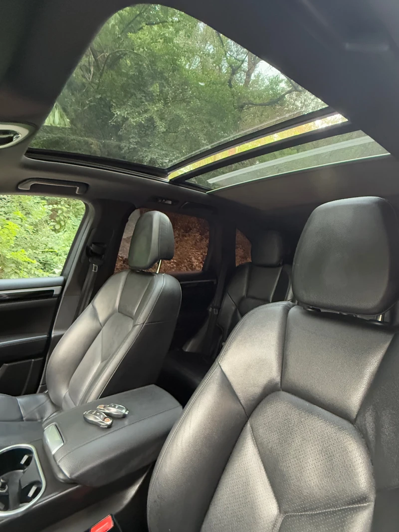 Porsche Cayenne 3.0, снимка 8 - Автомобили и джипове - 50579288