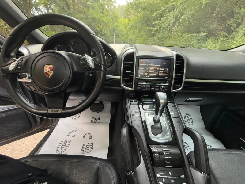 Porsche Cayenne 3.0, снимка 9 - Автомобили и джипове - 50579288
