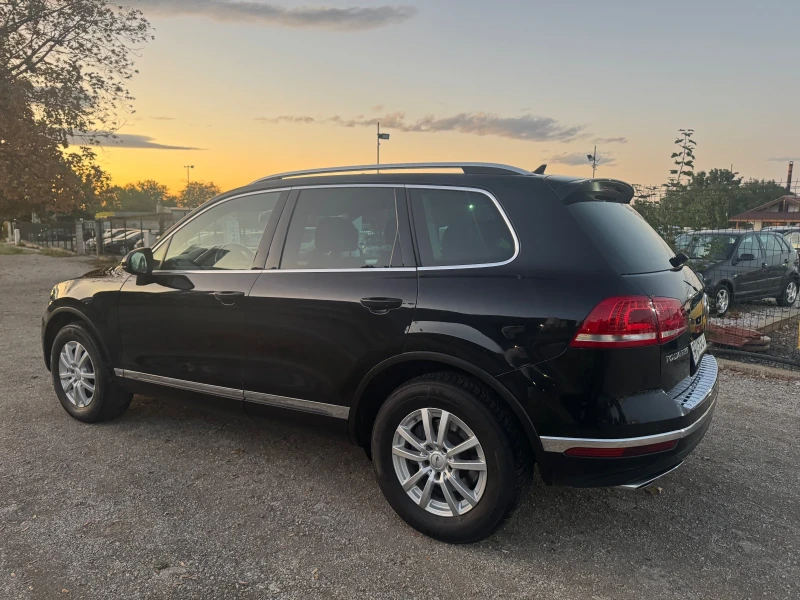 VW Touareg 3.0TDI NAVI AVT FULL, снимка 5 - Автомобили и джипове - 52402266