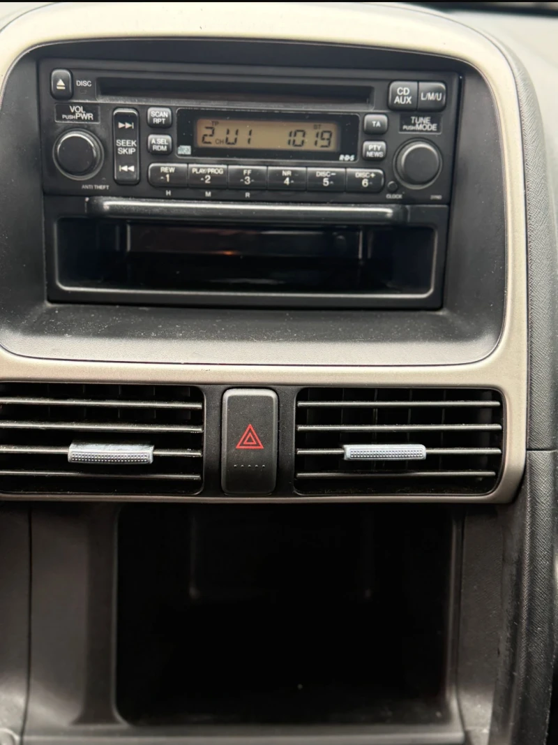 Honda Cr-v 2.0 I-VTEC 4X4, снимка 11 - Автомобили и джипове - 52317152