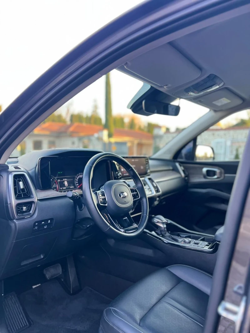 Kia Sorento 2.2 CRDI 202PS.4x4 62 800km., снимка 10 - Автомобили и джипове - 52503750
