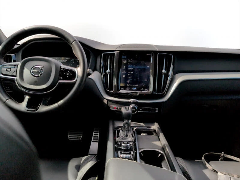 Volvo XC60 T6 R-Design AWD, снимка 10 - Автомобили и джипове - 54376405