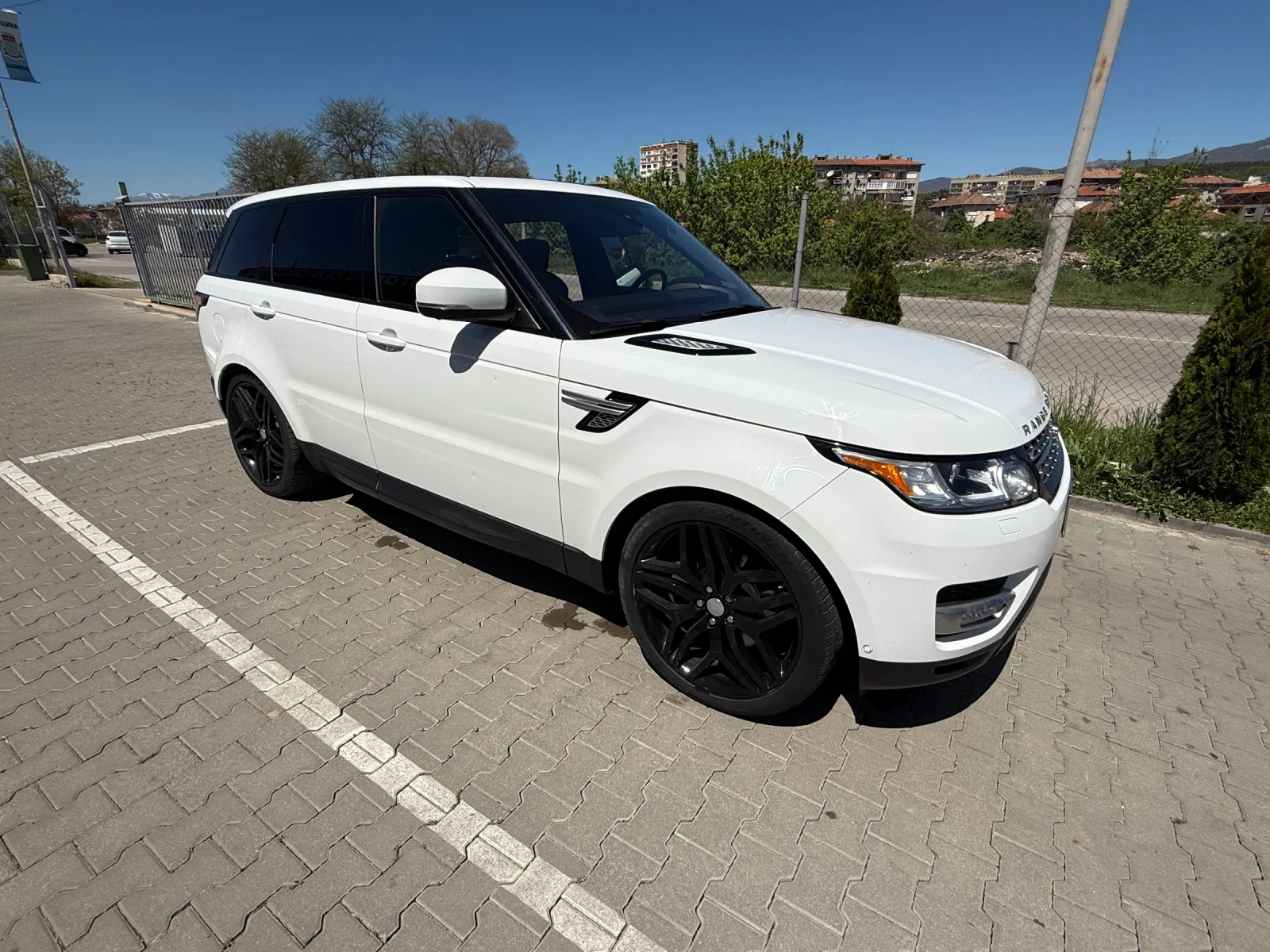 Land Rover Range Rover Sport  - изображение 2