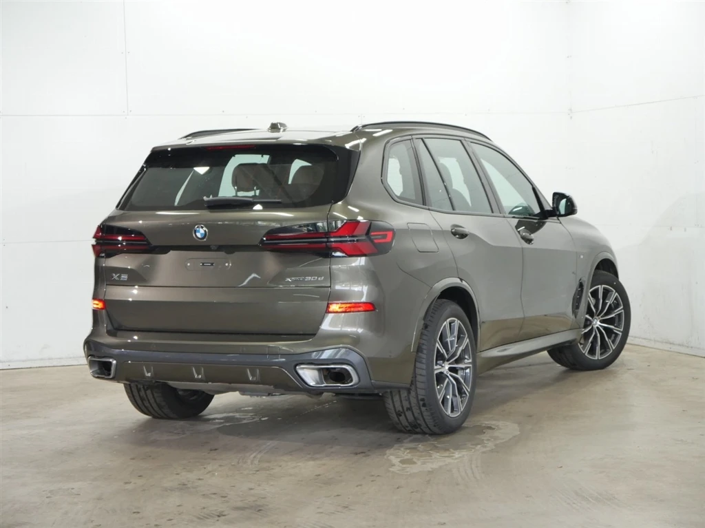 BMW X5 xDrive30d 6+ 1 места - изображение 2