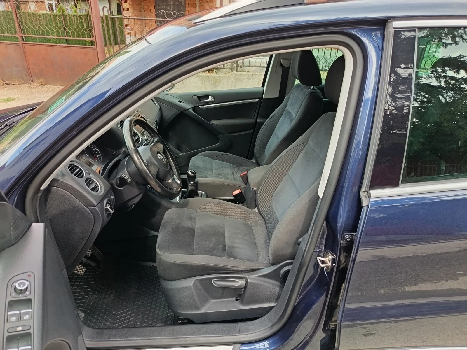 VW Tiguan 2.0   170. | Mobile.bg   14