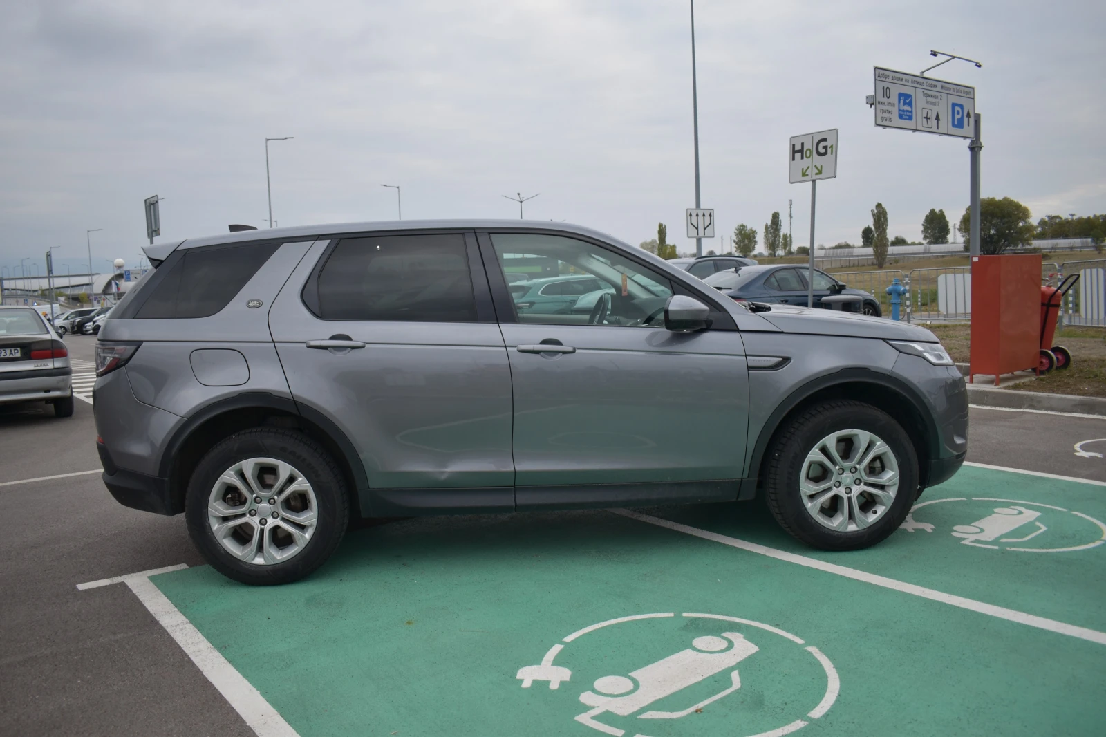 Land Rover Discovery Sport P200i - ПЪРВИ СОБСТВЕНИК / 6+ 1 места | Mobile.bg — изображение 3
