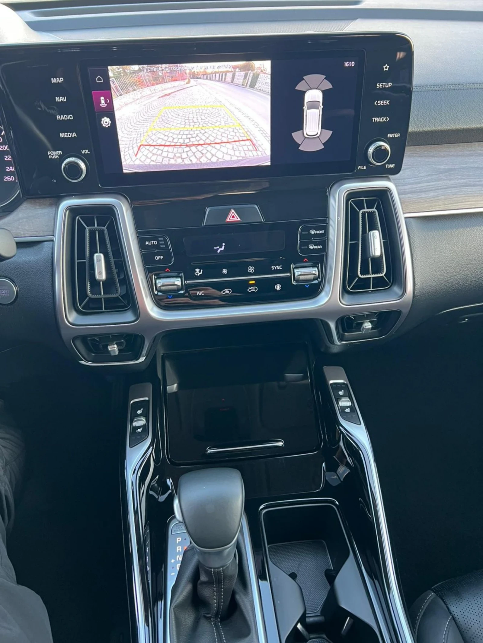 Kia Sorento 2.2 CRDI 202PS.4x4 62 800km. | Mobile.bg   13