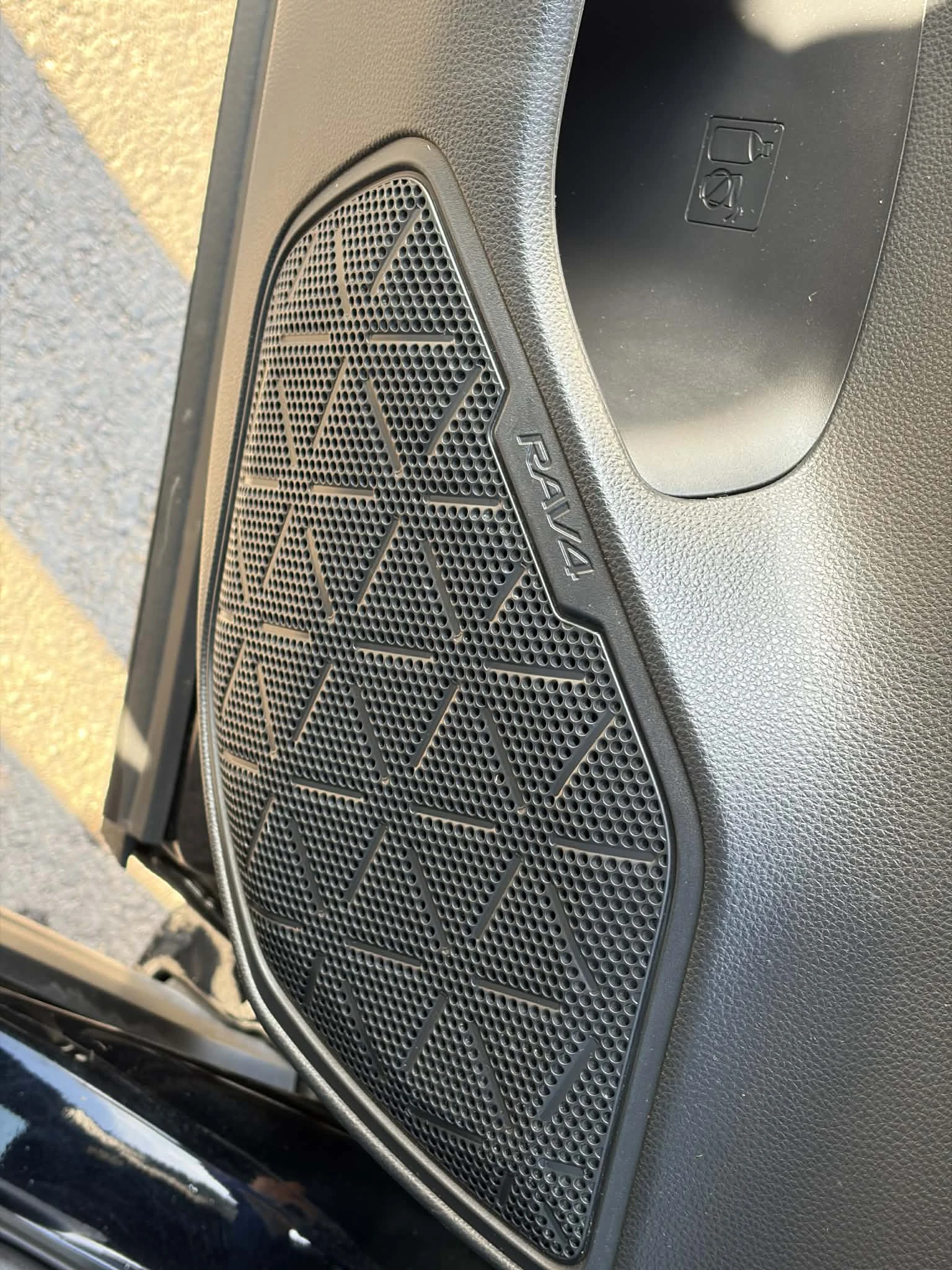 Toyota Rav4 2.5 i AWD PLUG IN HYBRID | Mobile.bg � ����������� 14