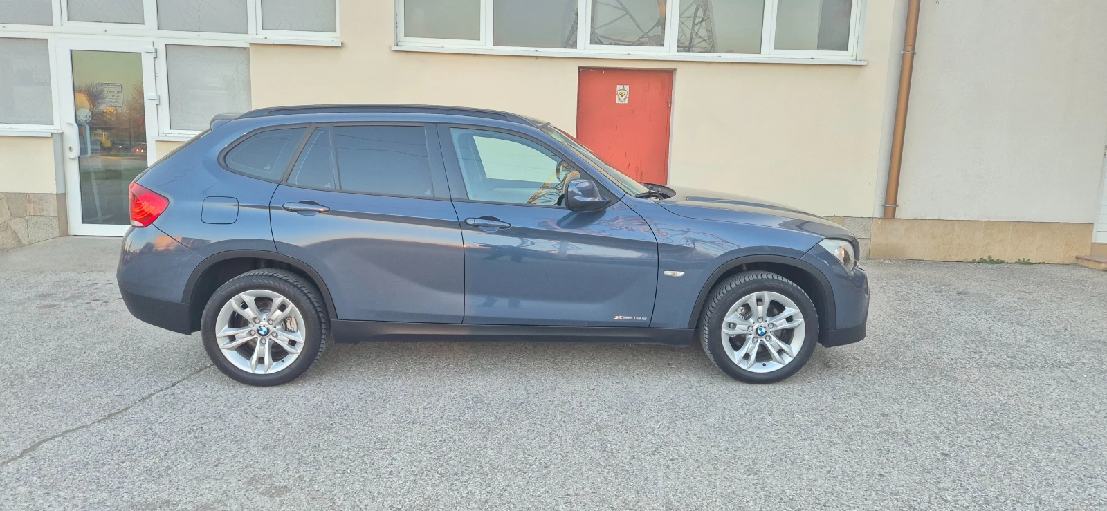 BMW X1 2.0d* X drive* 6ск.* 4х4* , снимка 13 - Автомобили и джипове - 53850368