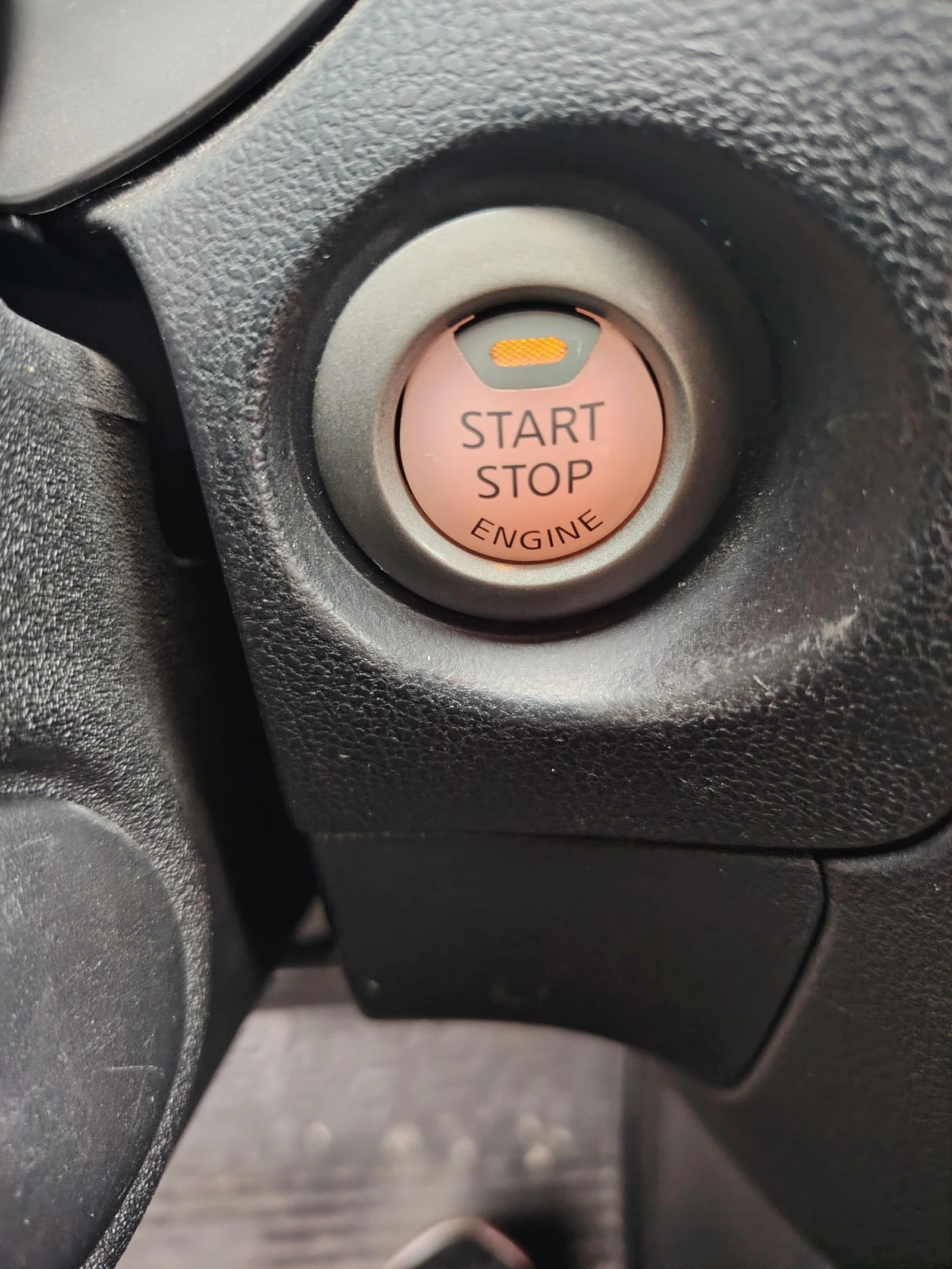 Nissan Juke, снимка 8 - Автомобили и джипове - 54219063