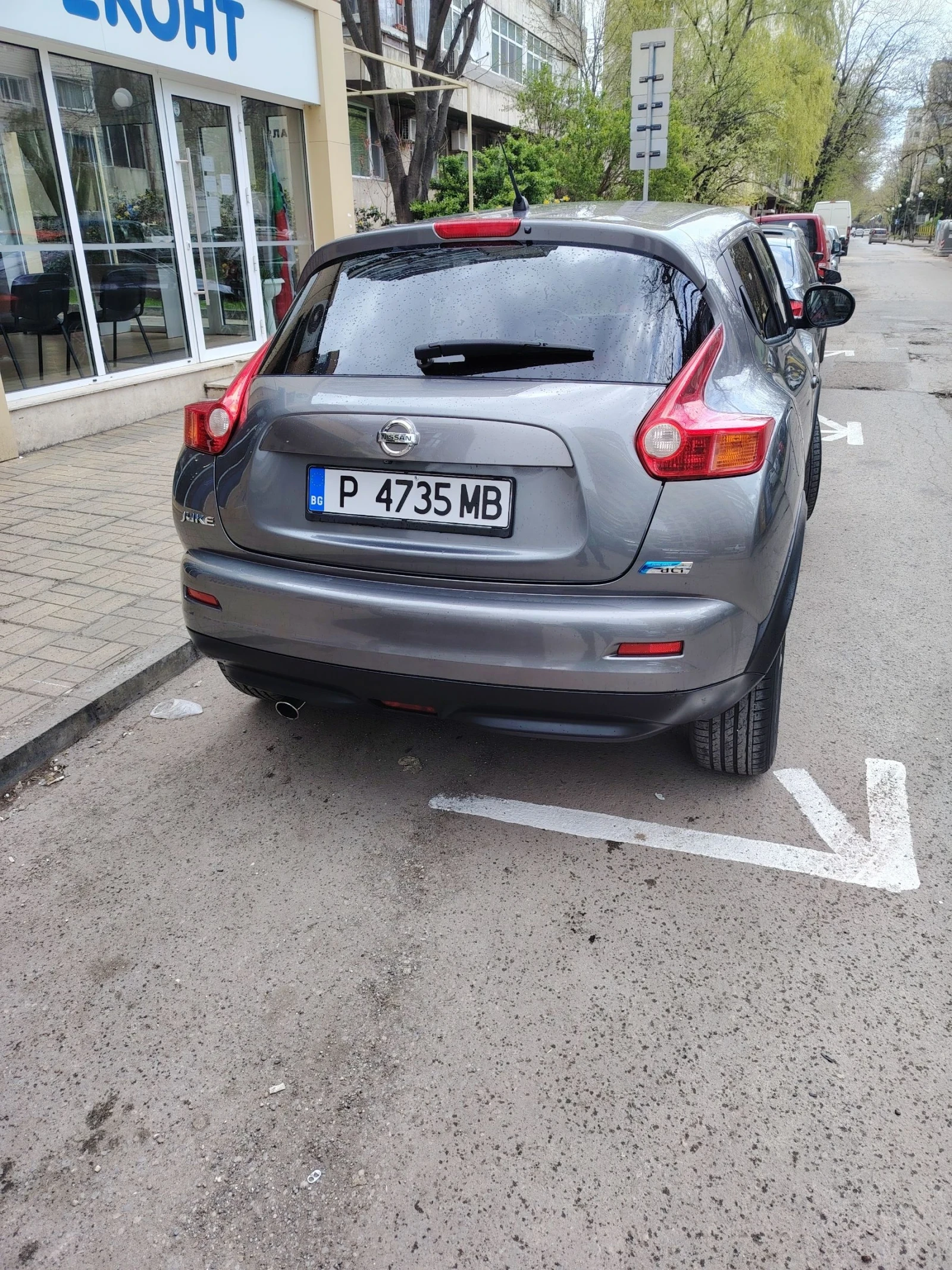 Nissan Juke, снимка 5 - Автомобили и джипове - 54219063