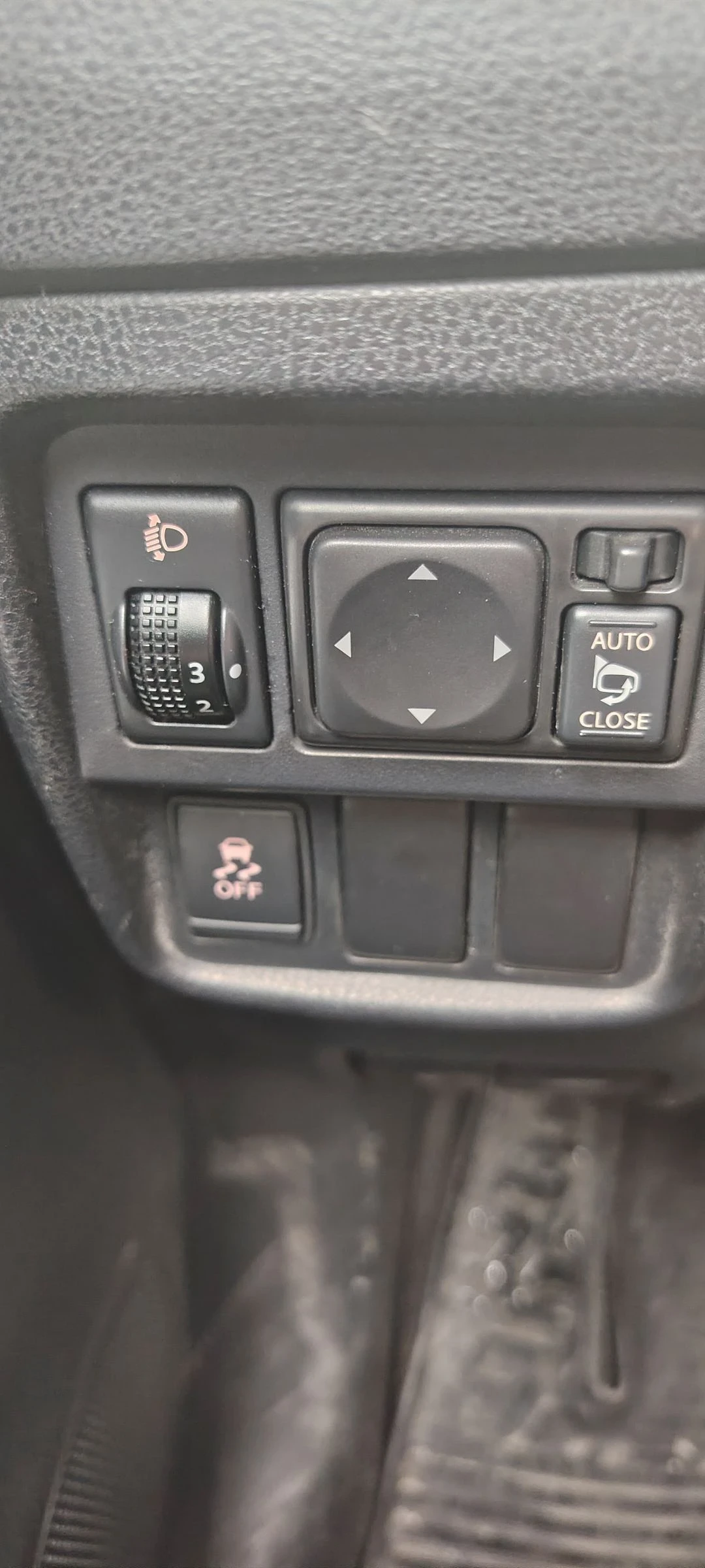 Nissan Juke, снимка 13 - Автомобили и джипове - 54219063