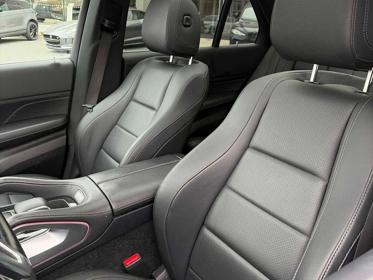 Mercedes-Benz GLE 450 | AMG-LINE| DISTR| 360| BURMESTER| HUD| PANO| ПОДГ, снимка 14 - Автомобили и джипове - 54567030