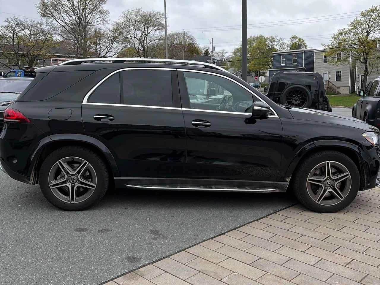 Mercedes-Benz GLE 450 | AMG-LINE| DISTR| 360| BURMESTER| HUD| PANO| ПОДГ, снимка 8 - Автомобили и джипове - 54567030