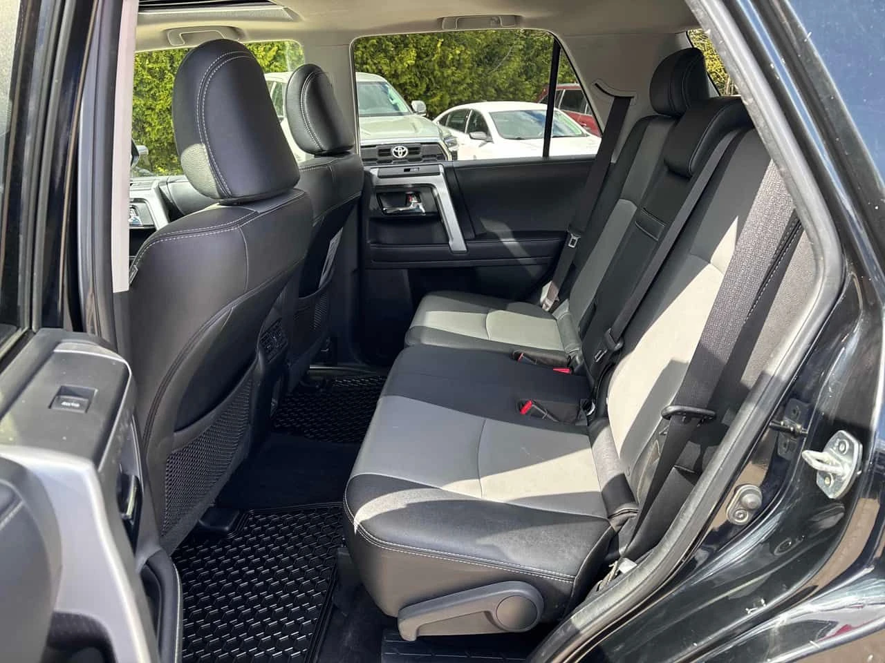 Toyota 4runner | DISTRONIC | ������� | ������� | ��� ����� |  | Mobile.bg � ����������� 11