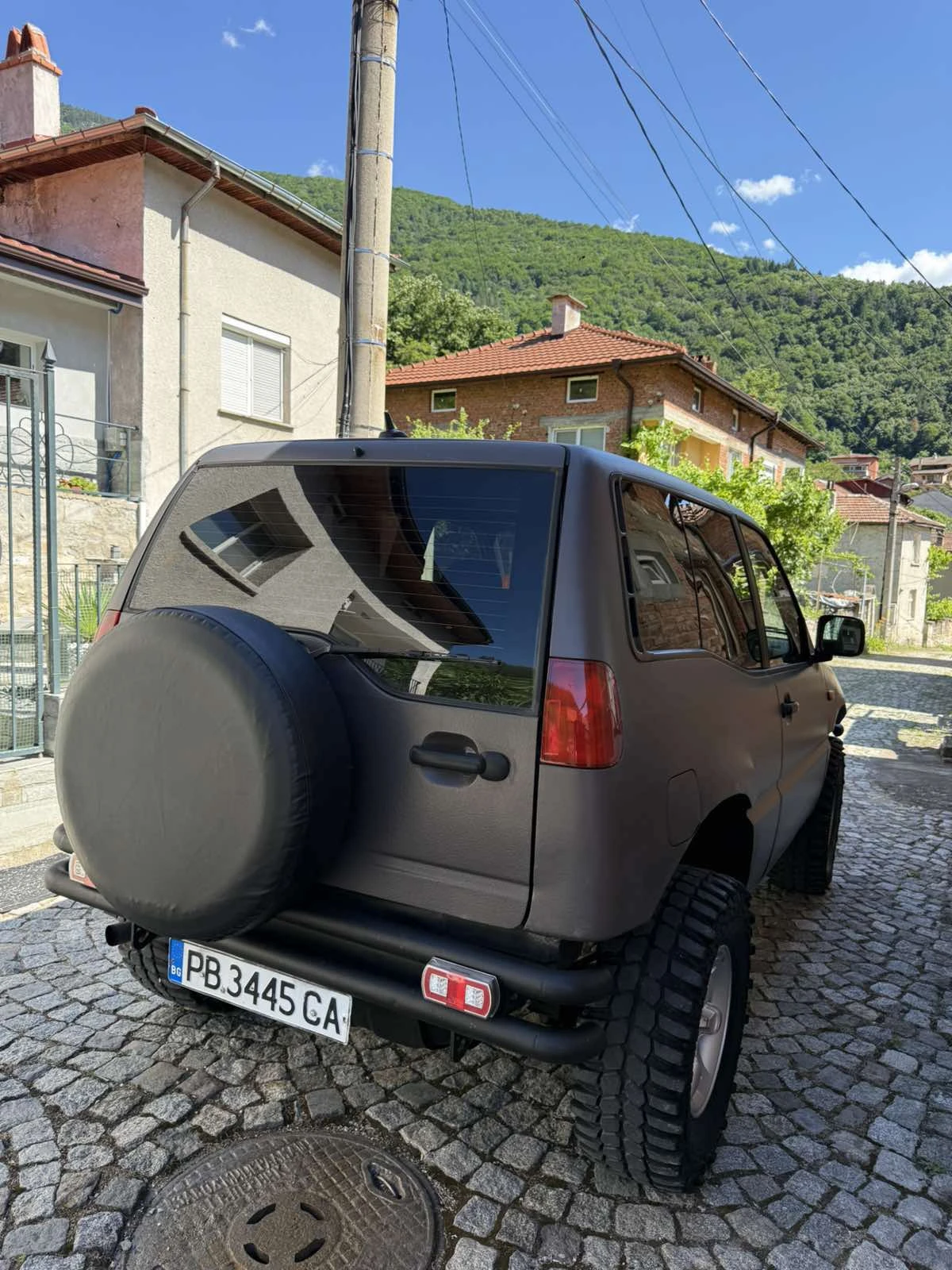 Nissan Terrano 2, снимка 3 - Автомобили и джипове - 55643152